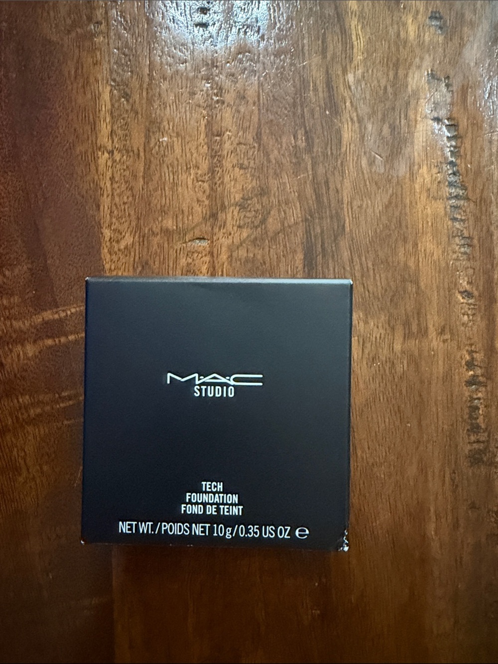MAC Cosmetics Studio Tech Foundation Compact - Black Finish NC35